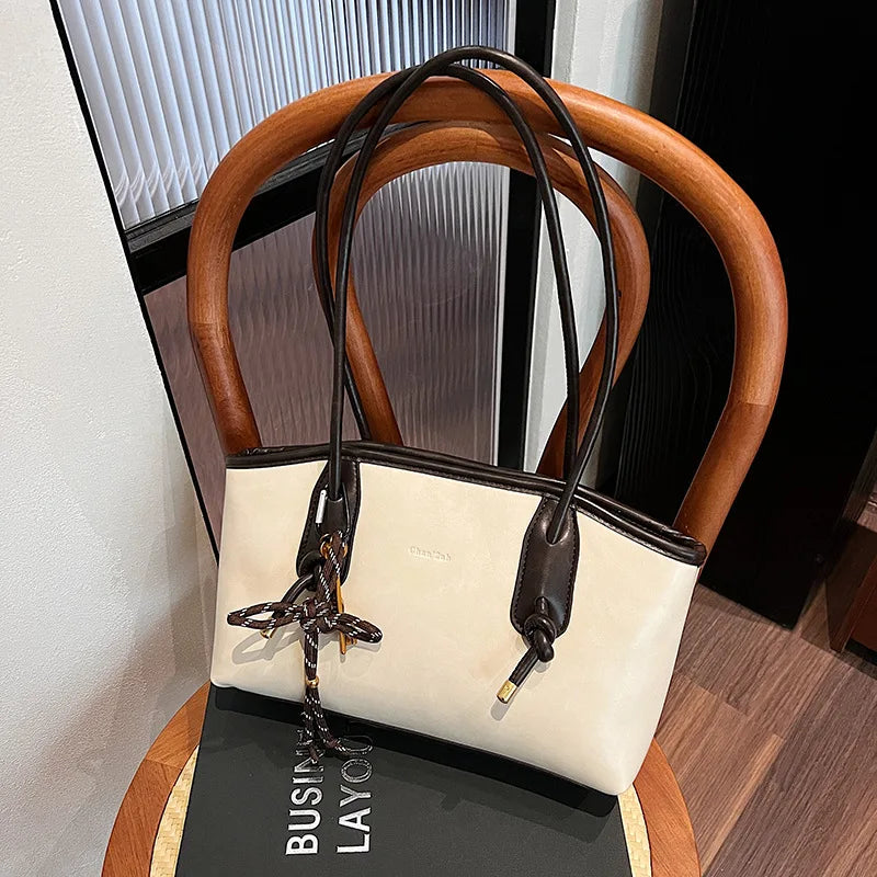 Handbag – Clara