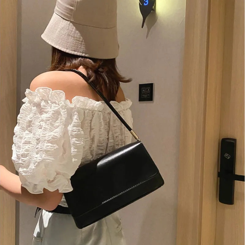 Handbag – Monica