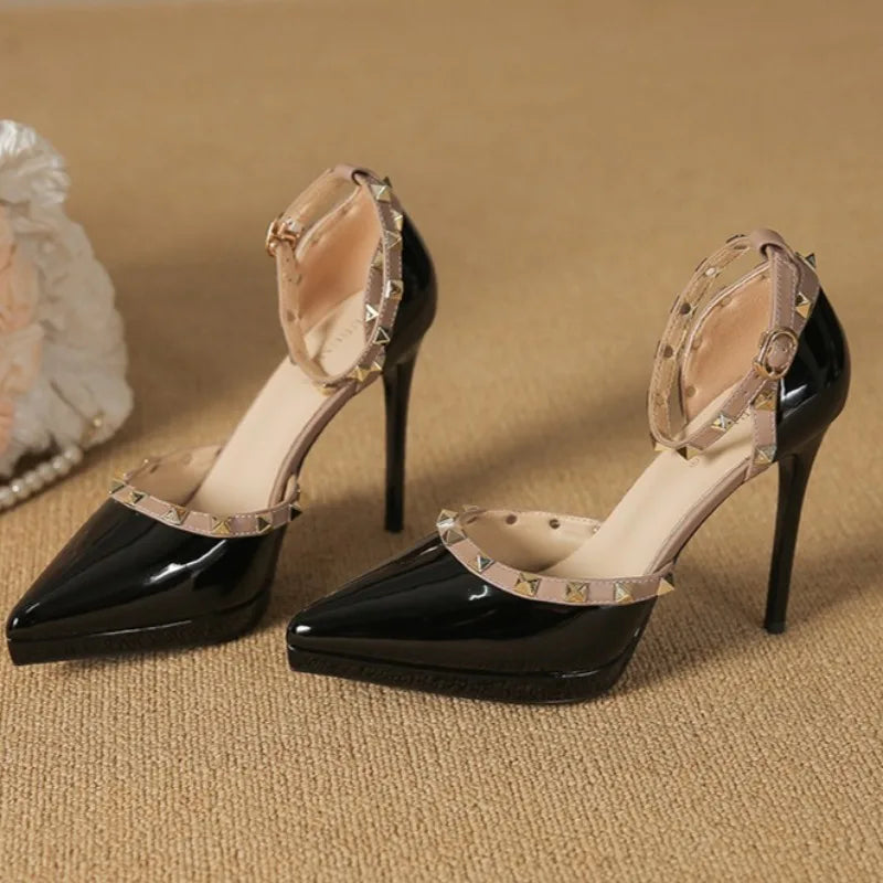 Heels – Hannah