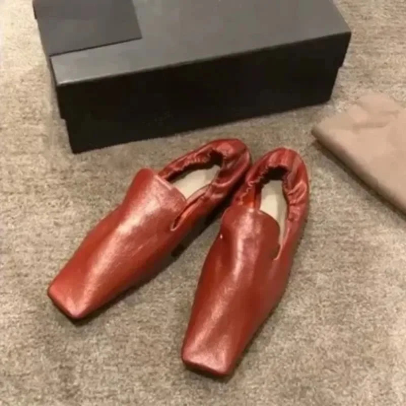 Moccasins – Scarlett