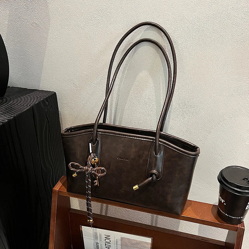 Handbag – Clara