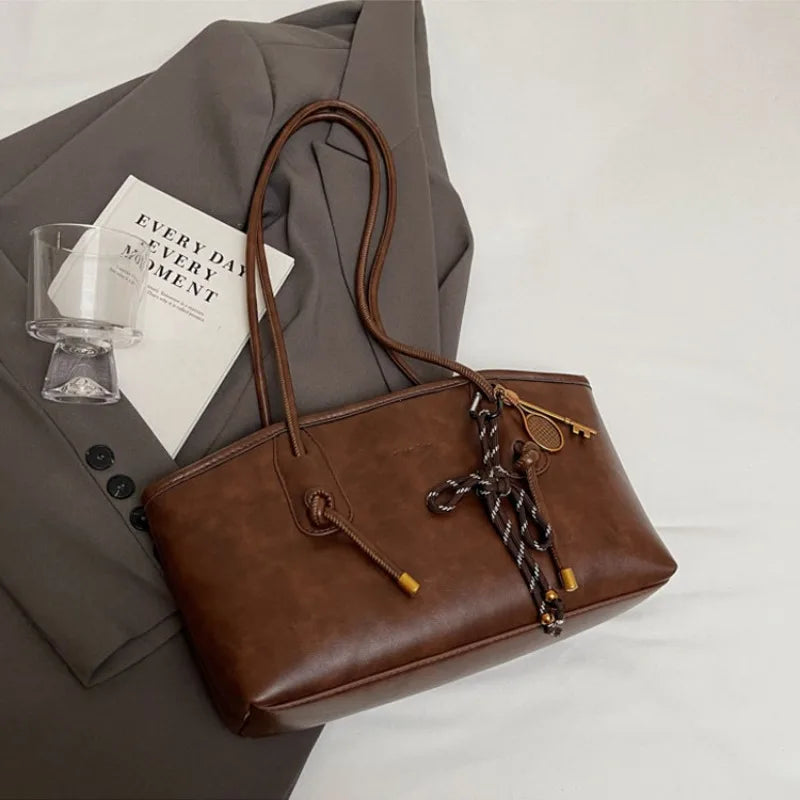 Handbag – Clara