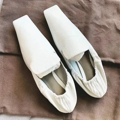 Moccasins – Scarlett