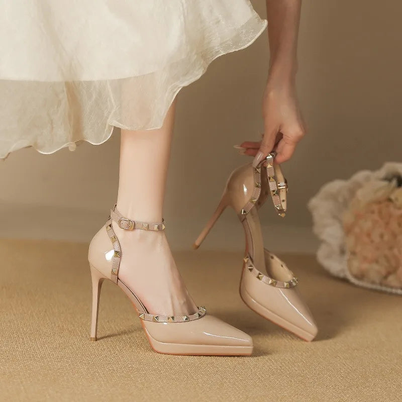 Heels – Hannah