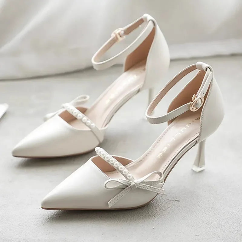 Heels – Lucy
