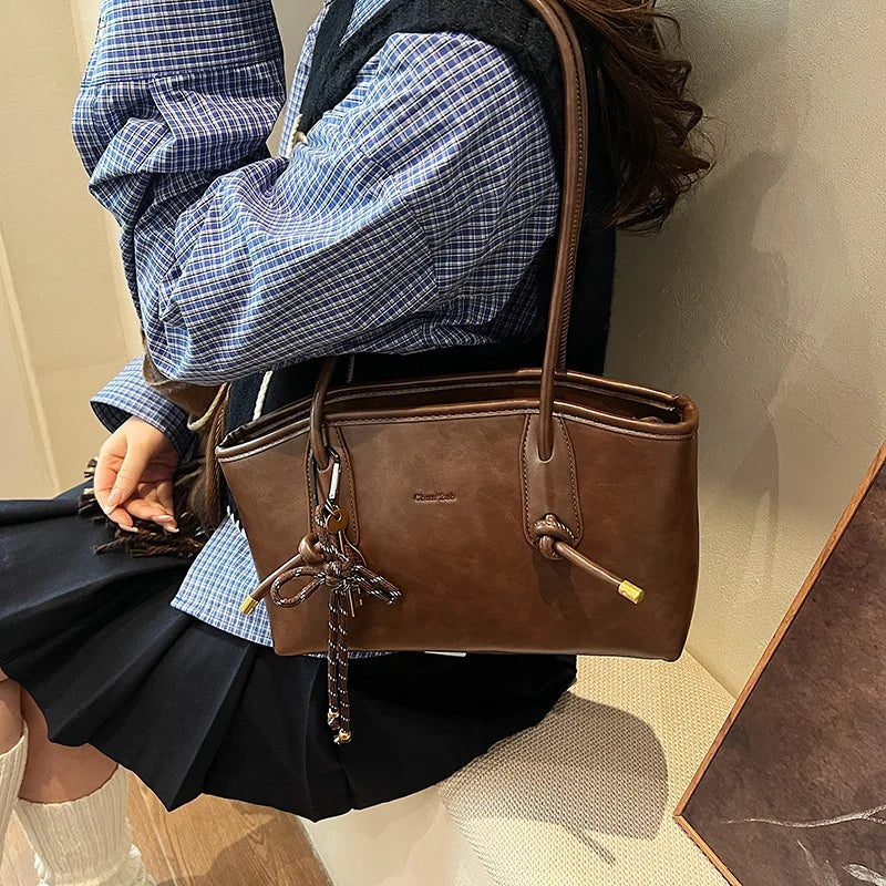 Handbag – Clara
