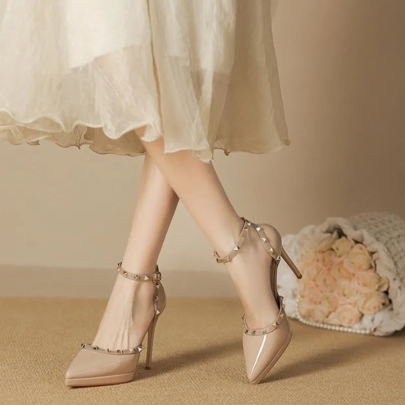 Heels – Hannah