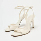 Heels – Nora