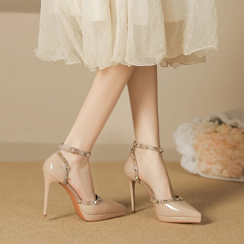 Heels – Hannah