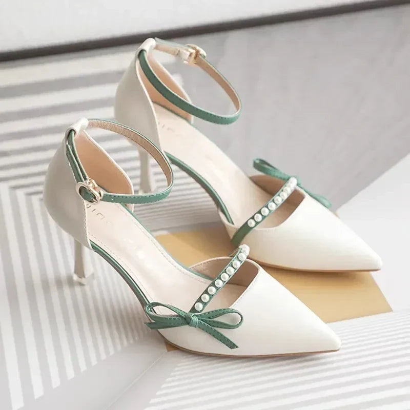 Heels – Lucy